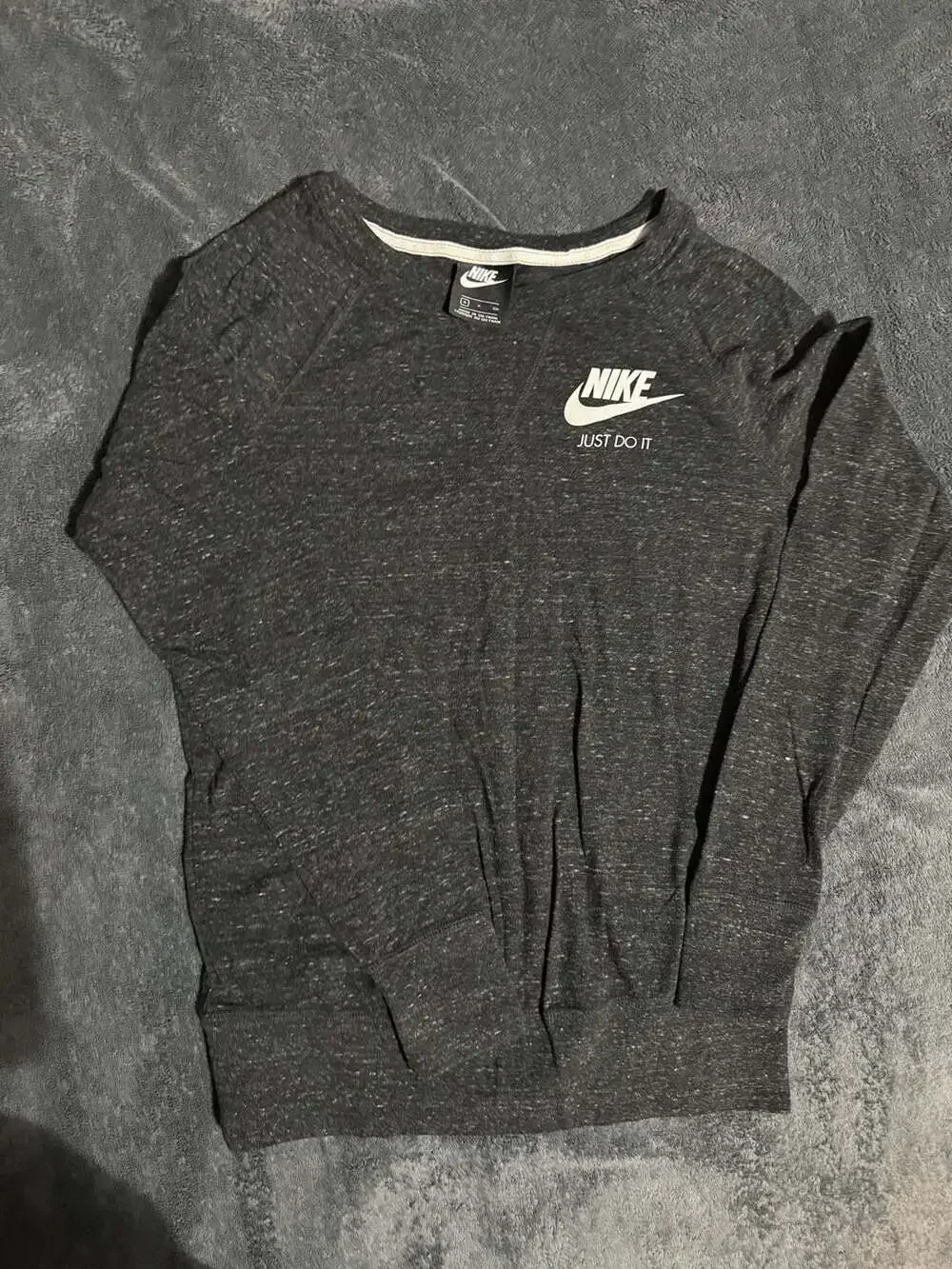 Nike Women's Gym Vintage Marled Dark Gray Long Sleeve Pullover Sweatshirt Size S